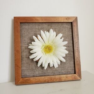 Artisan Crafted Rustic Farmhouse Style Daisy Flower 3D Wall Art 8.5x8.5